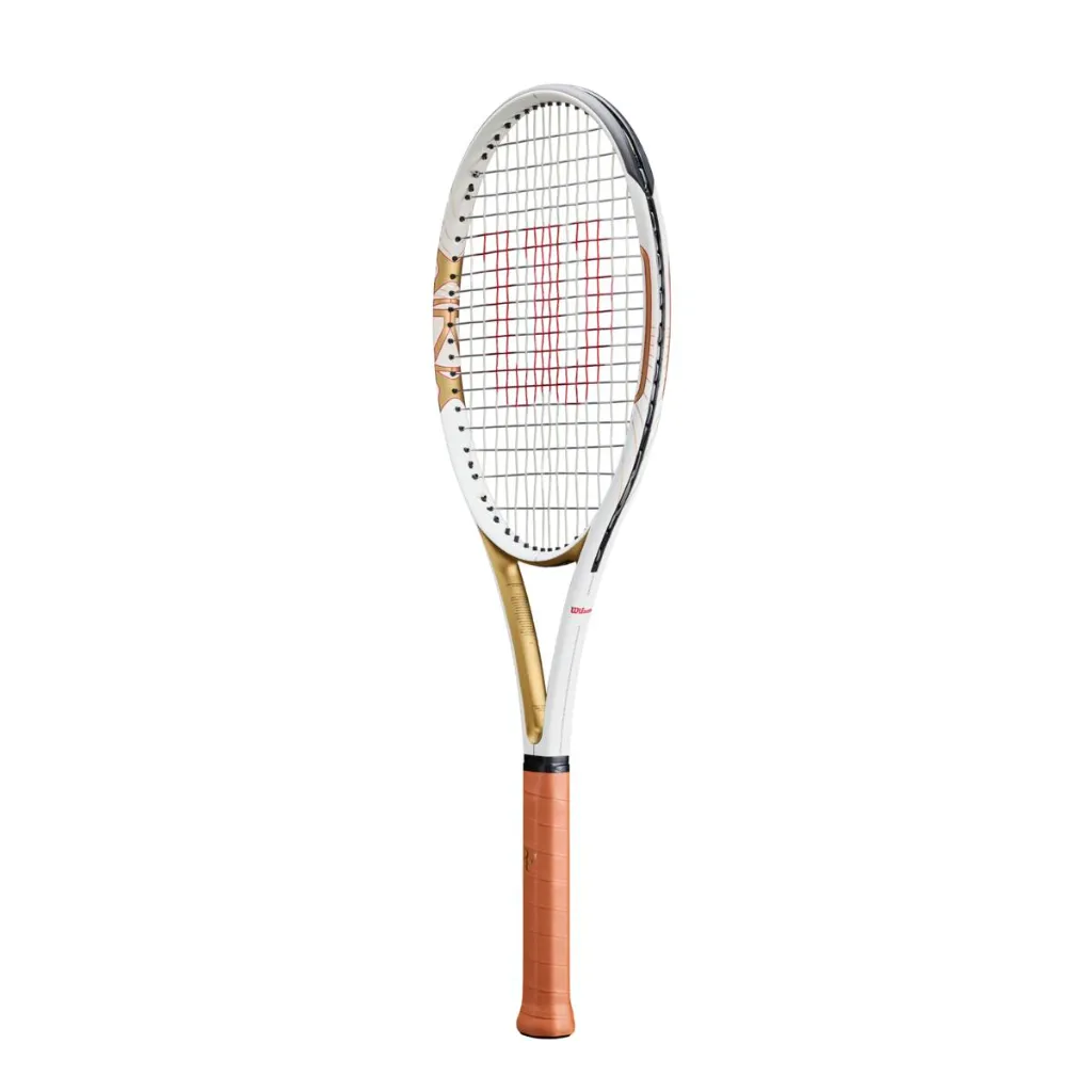 WR217411U_2_RF_01_HALL_OF_FAME_White_Gold_Red.png.cq5dam.web.1200.1200.webp