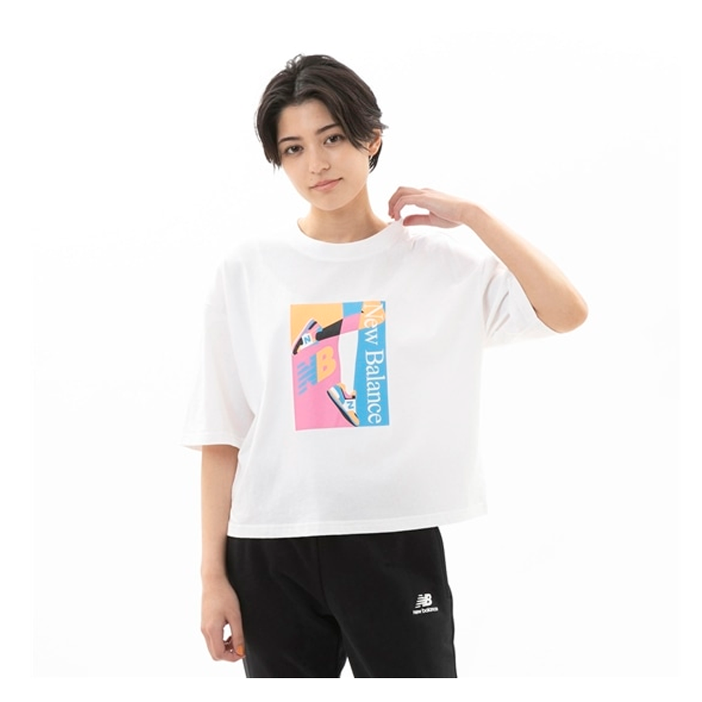 Camiseta de mujer New Balance Essentials Celebrate Blanco