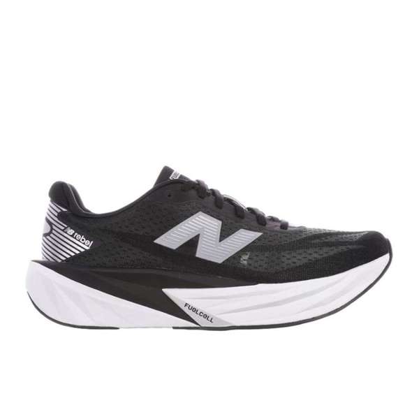 Zapato Running New Balance Rebel v5