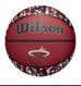 [WZ4024516XB7-C] Balón de Basket Wilson NBA  Graffiti Miami Heat NO.7 con Caja Exhibidora